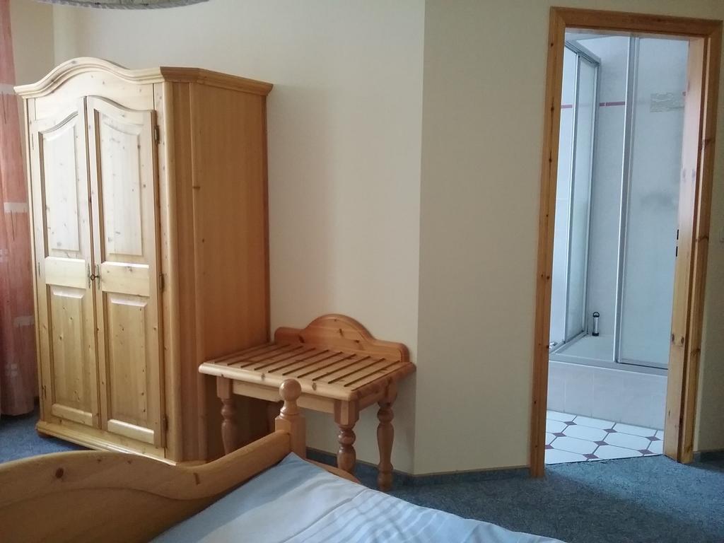 Gastezimmer - Campingplatz Am Muhlenbach Soltau Eksteriør billede