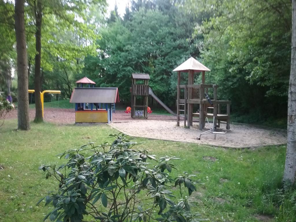 Gastezimmer - Campingplatz Am Muhlenbach Soltau Eksteriør billede